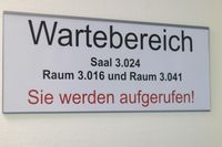 Hinweisschild Wartebereich (1 von 1)